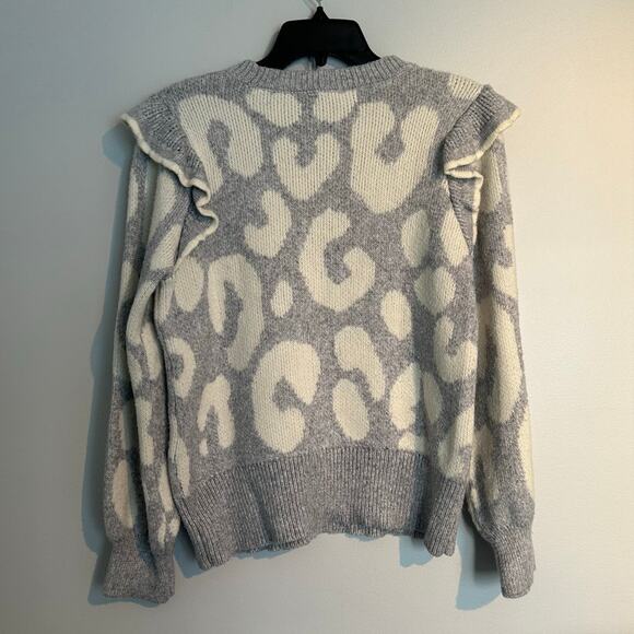 Crown & Ivy Ruffle Cable Jacquard Sweater – Gray & White – Women’s Medium - Picture 3 of 7
